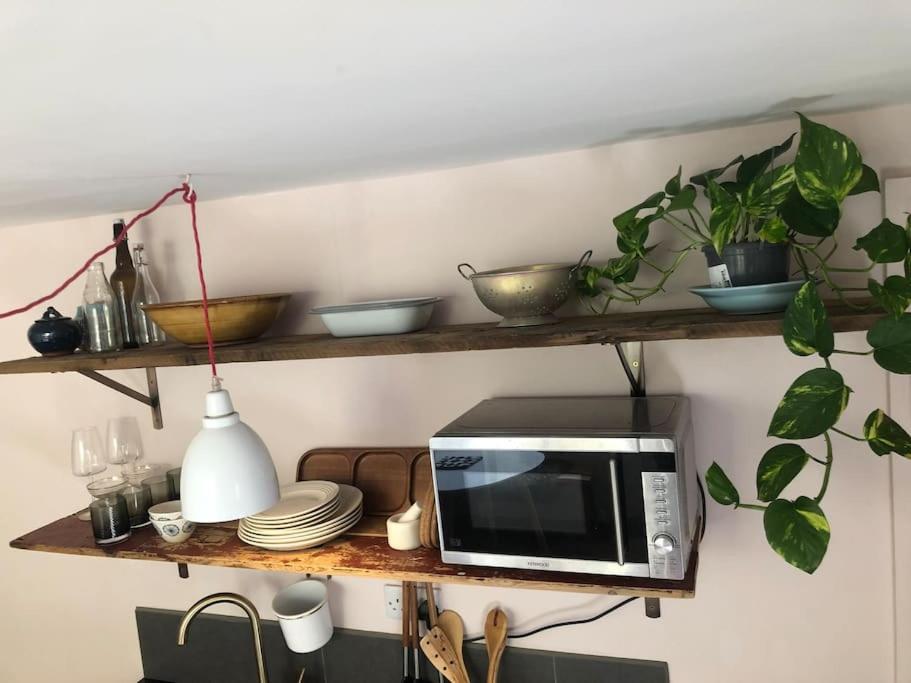 Beautiful, Well Positioned Flat In Clifton Wood Apartment Bristol Bagian luar foto